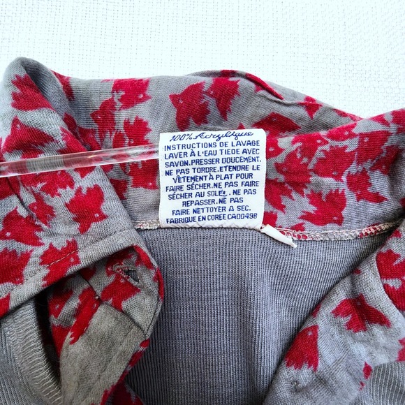 Vintage:: 70s Grey Bird Print Top – Faux Layered Vest - Picture 7 of 14